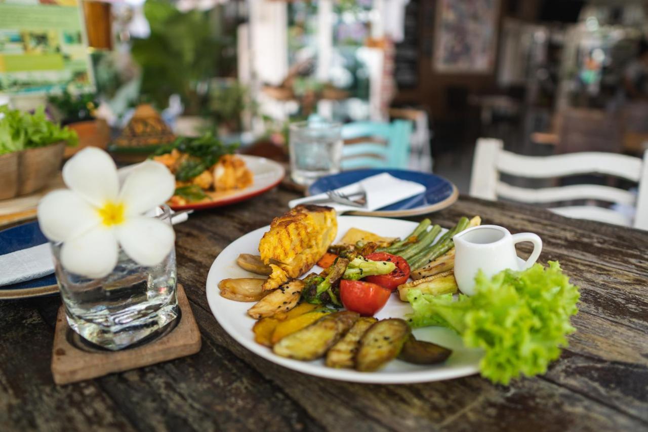 Sea Harmony Eco Lodge Hua Hin Bagian luar foto